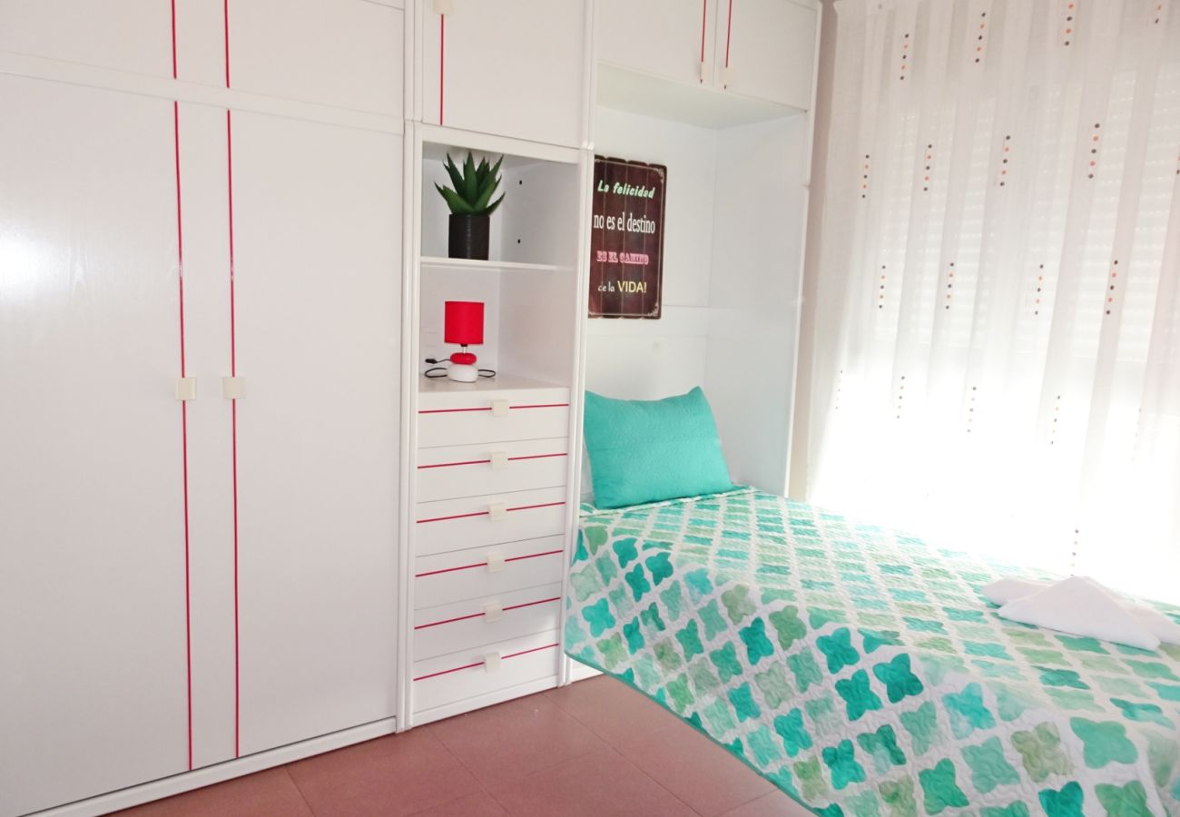 Apartamento en Gandia - CAPRI 2 -2 - 4   /   EN PLAYA DE GANDIA