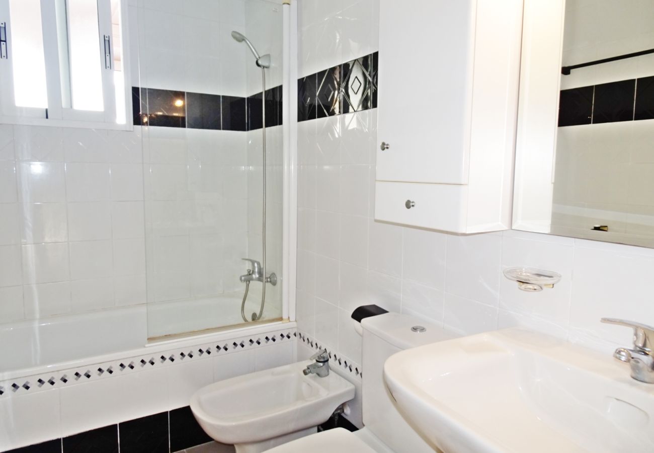 Apartamento en Gandia - CAPRI 2 -2 - 4   /   EN PLAYA DE GANDIA