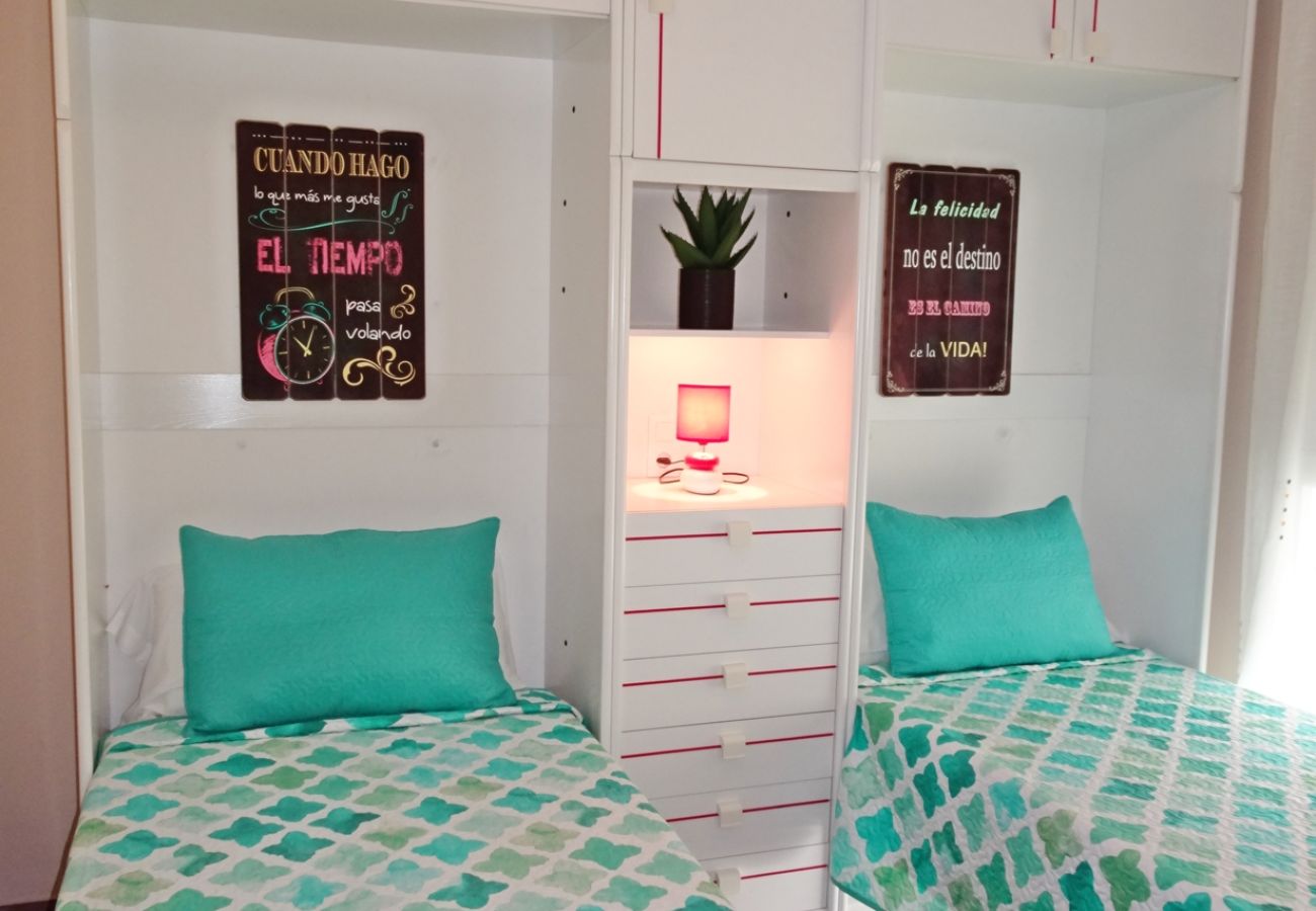 Apartamento en Gandia - CAPRI 2 -2 - 4   /   EN PLAYA DE GANDIA