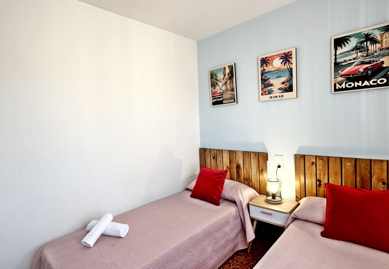 Apartamento en Gandia - BALI 8 - 15   /    EN PLAYA DE GANDIA