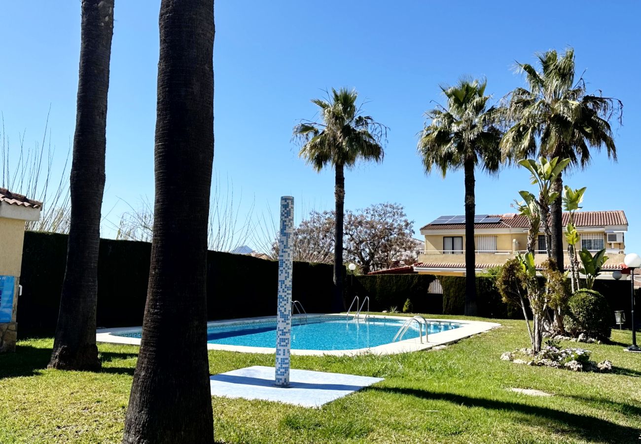 Bungalow en Daimuz - LOS SAUCES 18 - ADOSADO EN PLAYA DE DAIMÚS