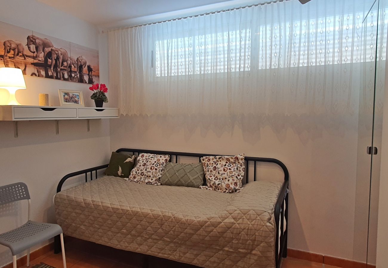 Apartamento en Oliva - PAR 3 - Nº 5   /   PLAYA DE OLIVA NOVA