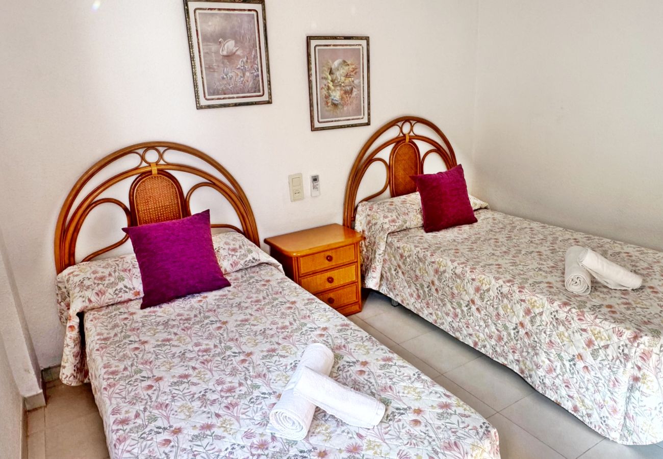 Casa adosada en Gandia - CHALET BALADRE 26    /   PLAYA DE GANDIA