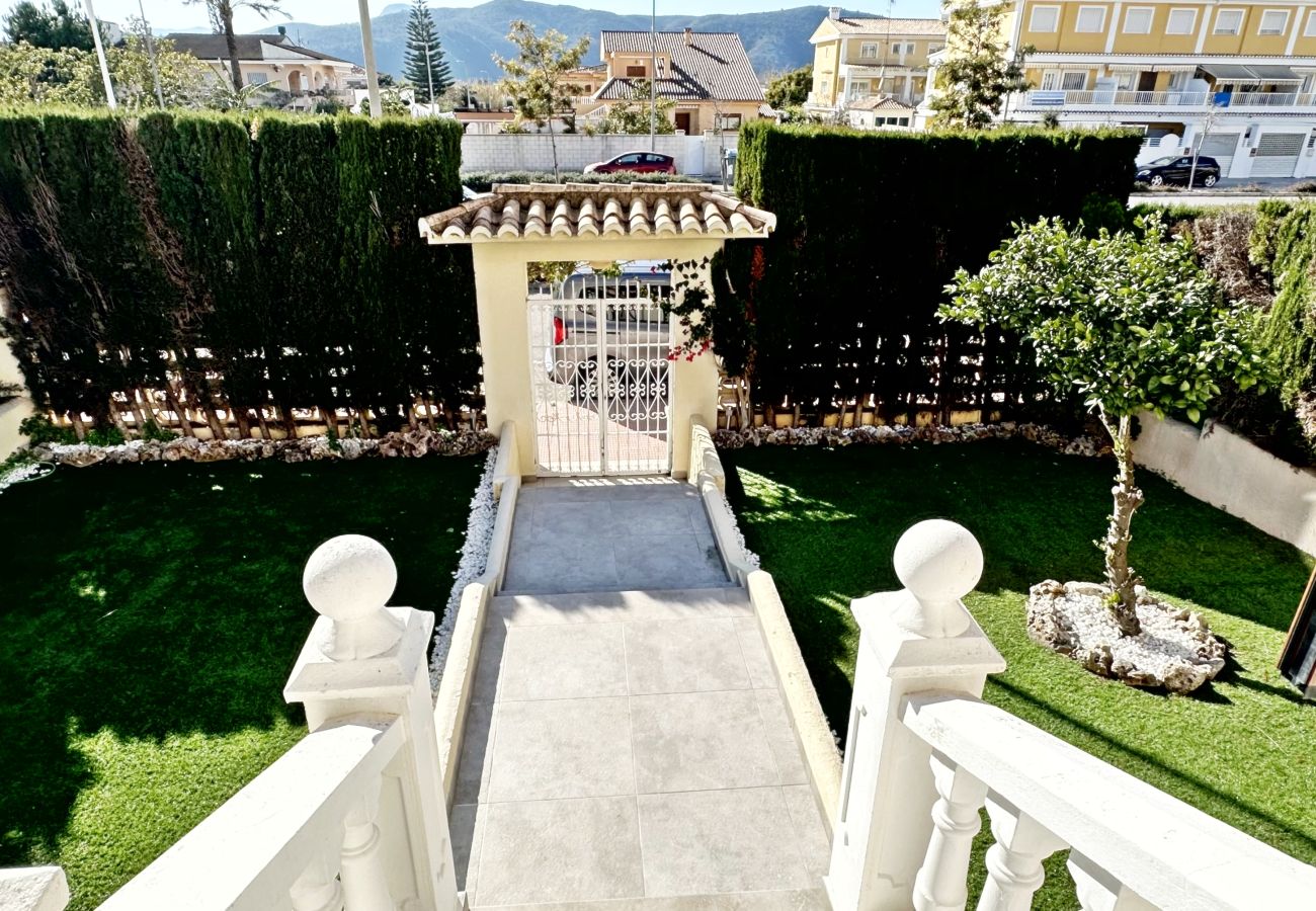 Casa adosada en Gandia - CHALET BALADRE 26    /   PLAYA DE GANDIA