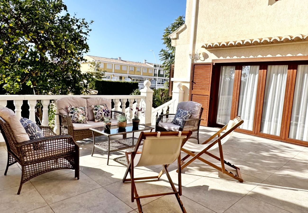 Casa adosada en Gandia - CHALET BALADRE 26    /   PLAYA DE GANDIA