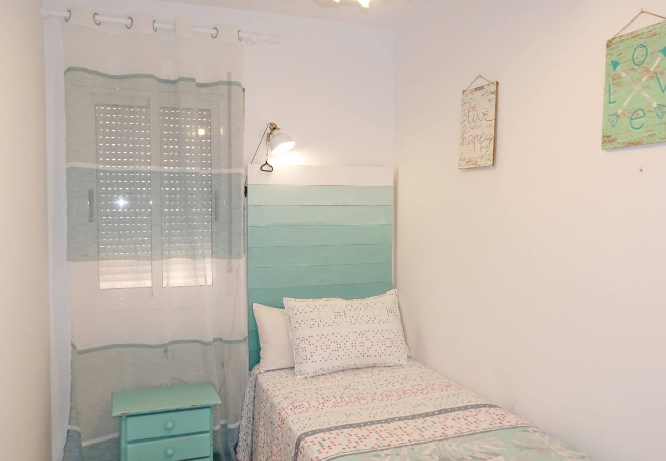Apartamento en Oliva - POLIGONO 2 - 3ª - 1 - 106   /   SAN FERNANDO OLIVA