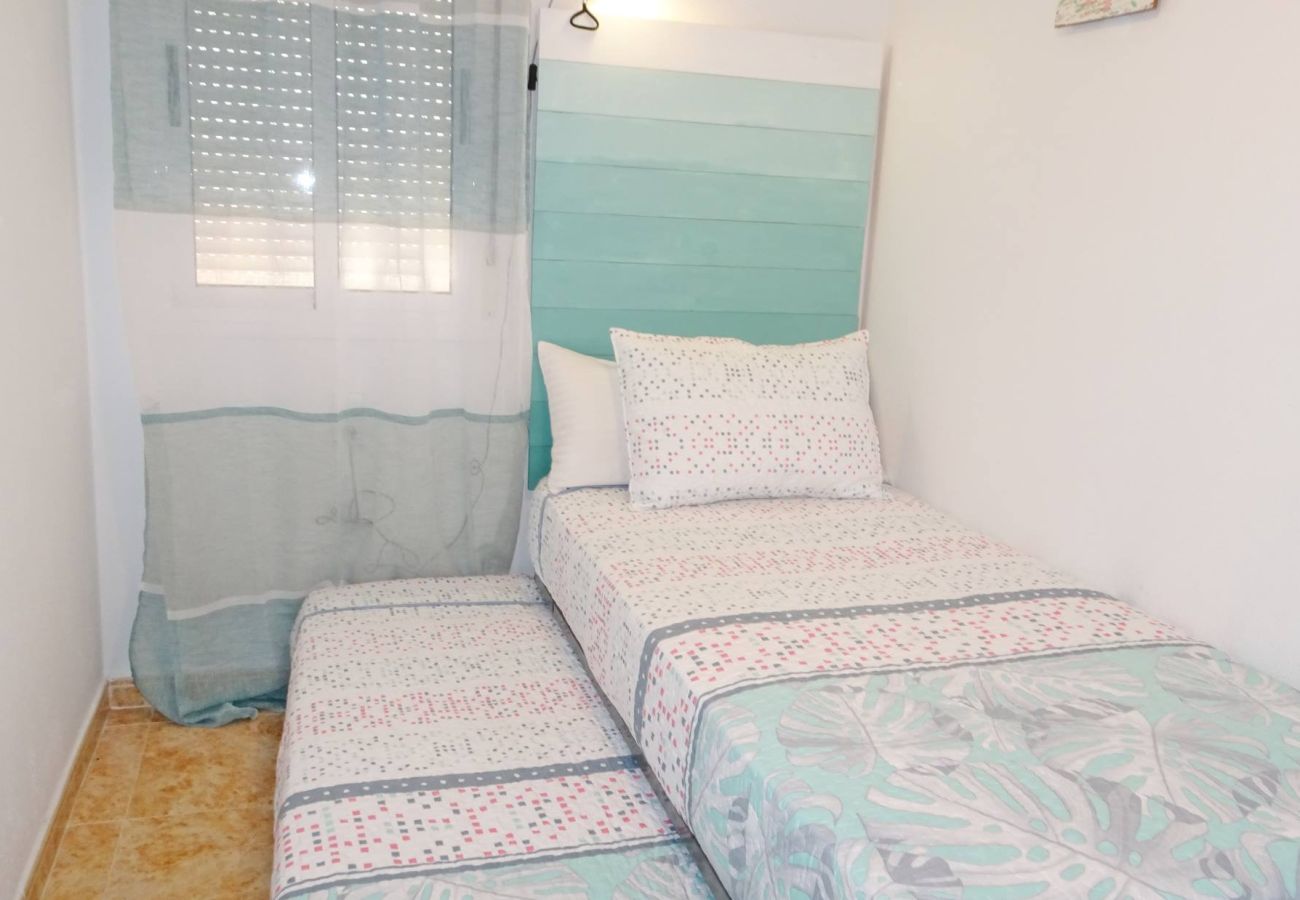 Apartamento en Oliva - POLIGONO 2 - 3ª - 1 - 106   /   SAN FERNANDO OLIVA