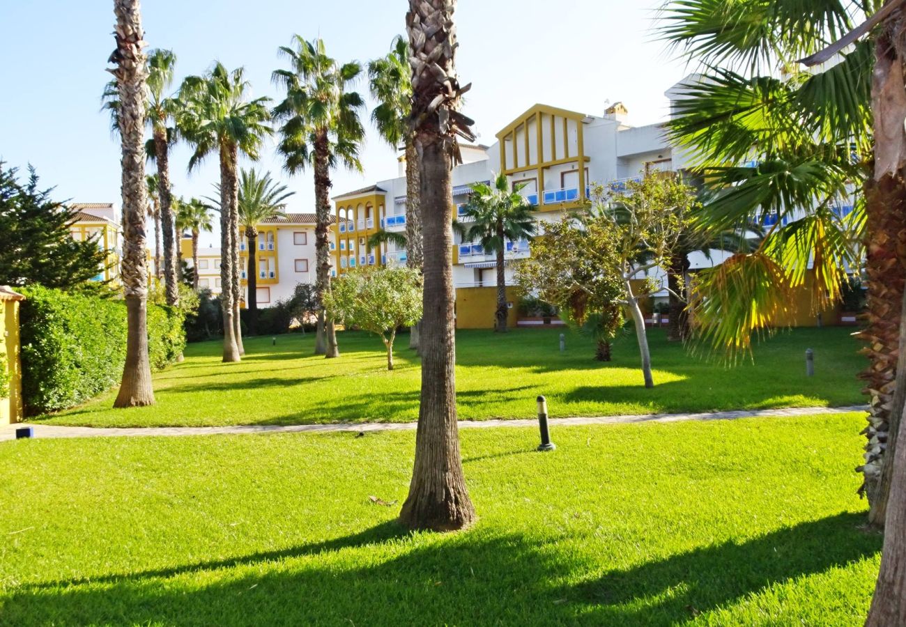 Apartamento en Oliva - POLIGONO 2 - 3ª - 1 - 106   /   SAN FERNANDO OLIVA