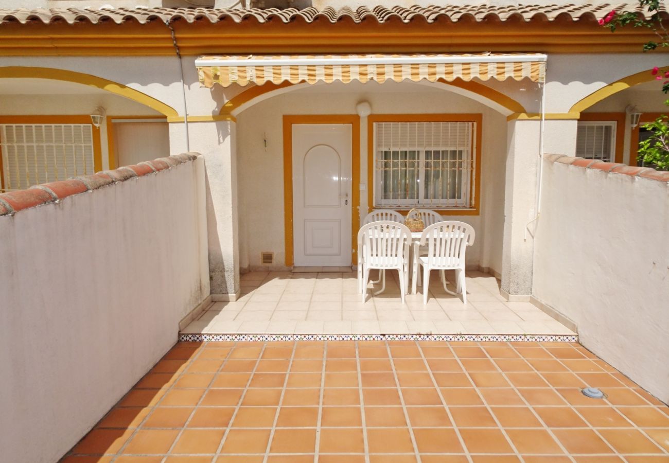 Casa adosada en Oliva - POLIGONO 5 - CASA 20   /   PLAYA DE SAN FERNANDO  OLIVA