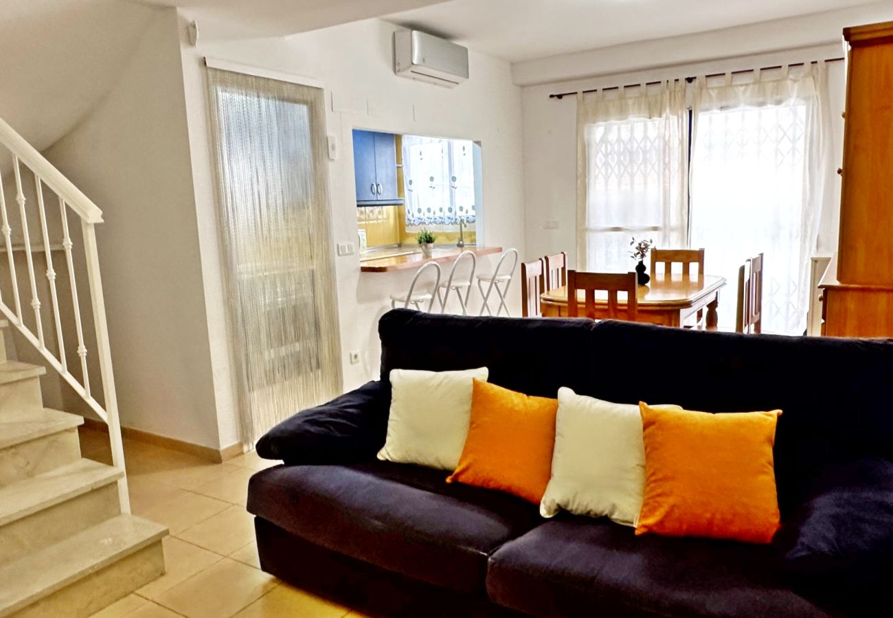 Casa adosada en Miramar Playa - ALCOIA 7 - F5   /   PLAYA DE MIRAMAR
