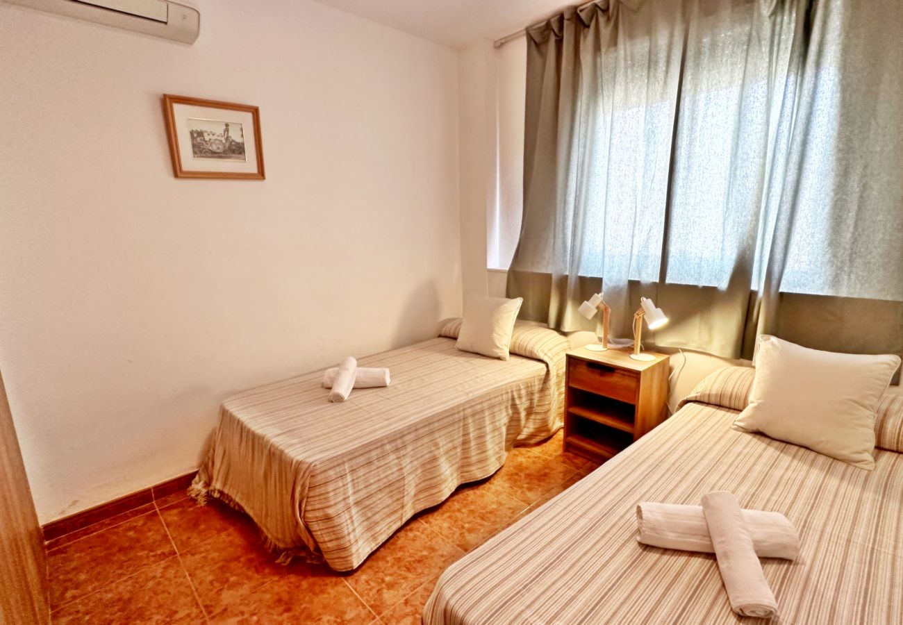 Apartamento en Miramar Playa - TARONJERS 27 - 1ª -2º - 3ª    /   PLAYA DE MIRAMAR