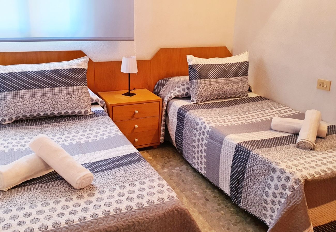 Apartamento en Gandia - BERMUDAS 5ª - 6º - I    /  PLAYA DE GANDIA