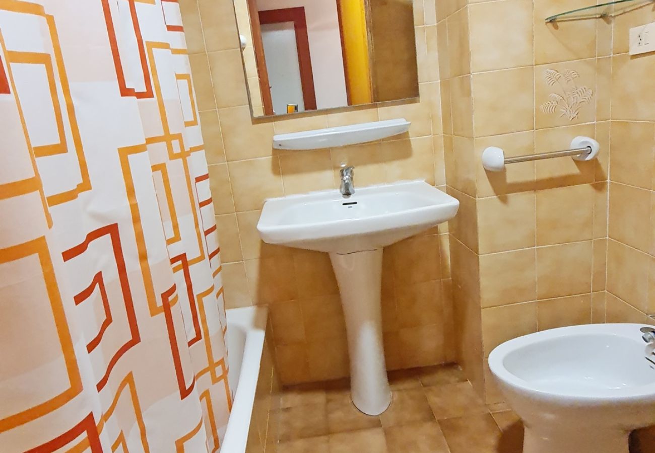 Apartamento en Gandia - BERMUDAS 5ª - 6º - I    /  PLAYA DE GANDIA