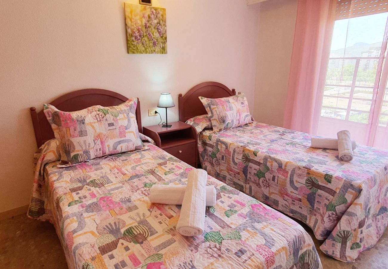 Apartamento en Gandia - BERMUDAS 5ª - 6º - I    /  PLAYA DE GANDIA