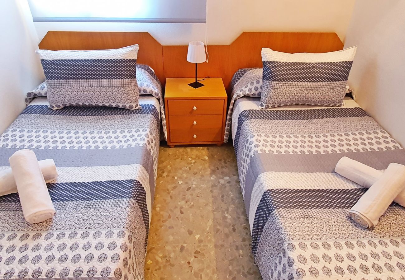 Apartamento en Gandia - BERMUDAS 5ª - 6º - I    /  PLAYA DE GANDIA