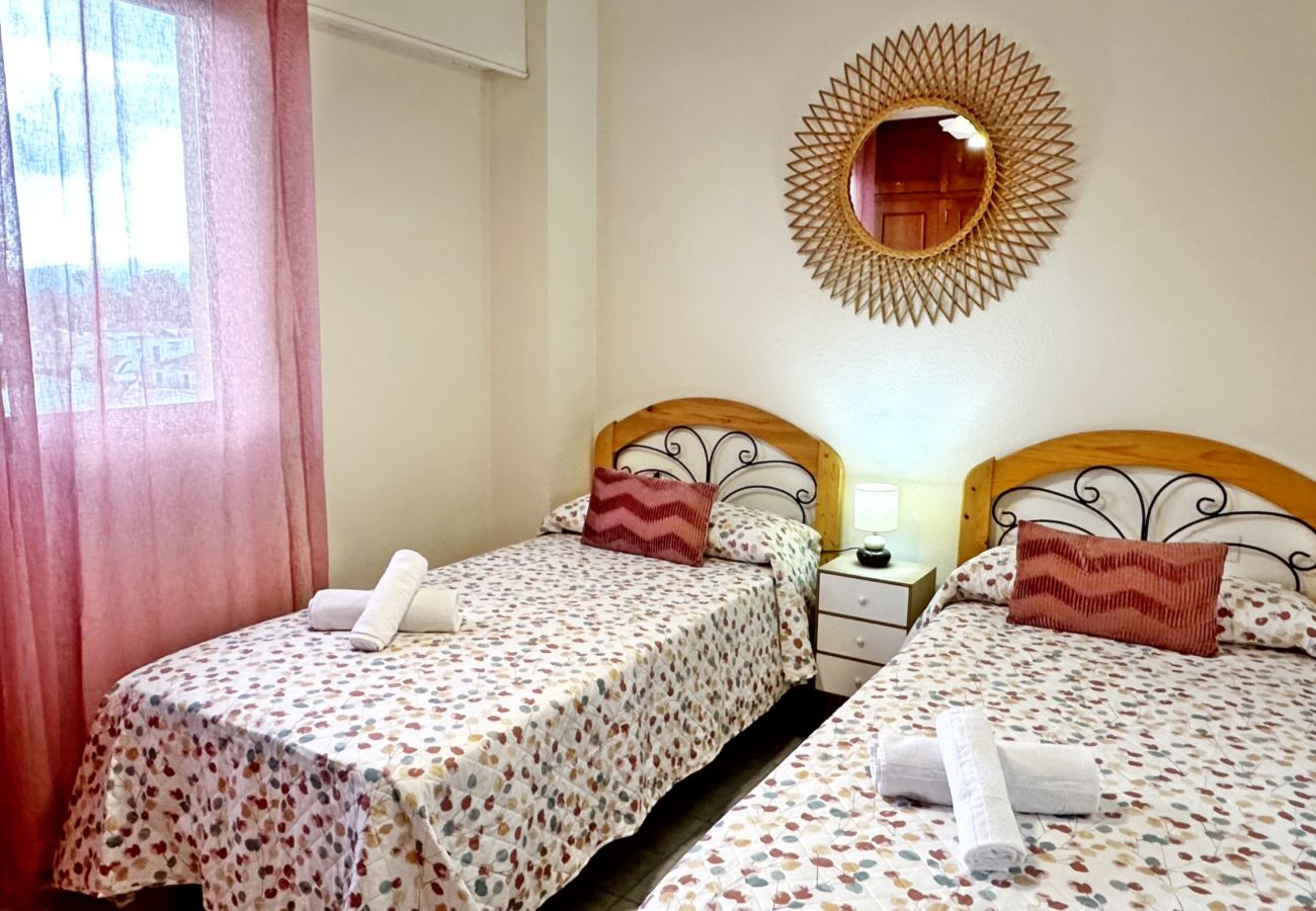 Apartamento en Gandia - LOS IRIS TORRE 4º - 13    /    PLAYA DE GANDIA