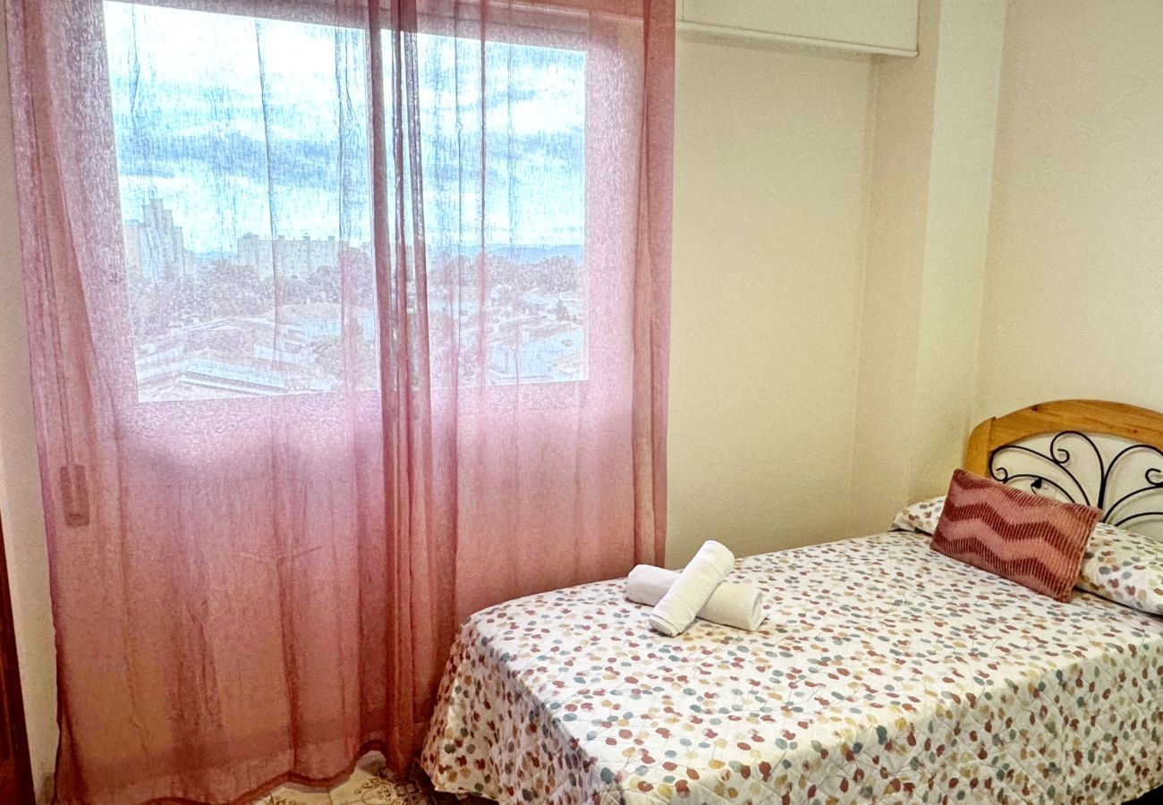 Apartamento en Gandia - LOS IRIS TORRE 4º - 13    /    PLAYA DE GANDIA