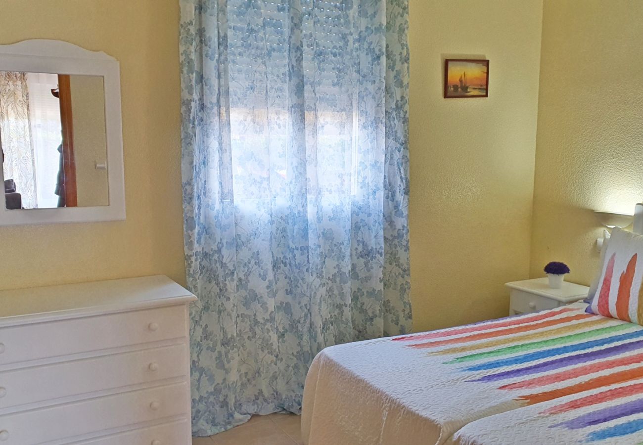 Apartamento en Xeraco - LOS JUNCOS  11ª - 00 - 45ª    /    PLAYA DE XERACO