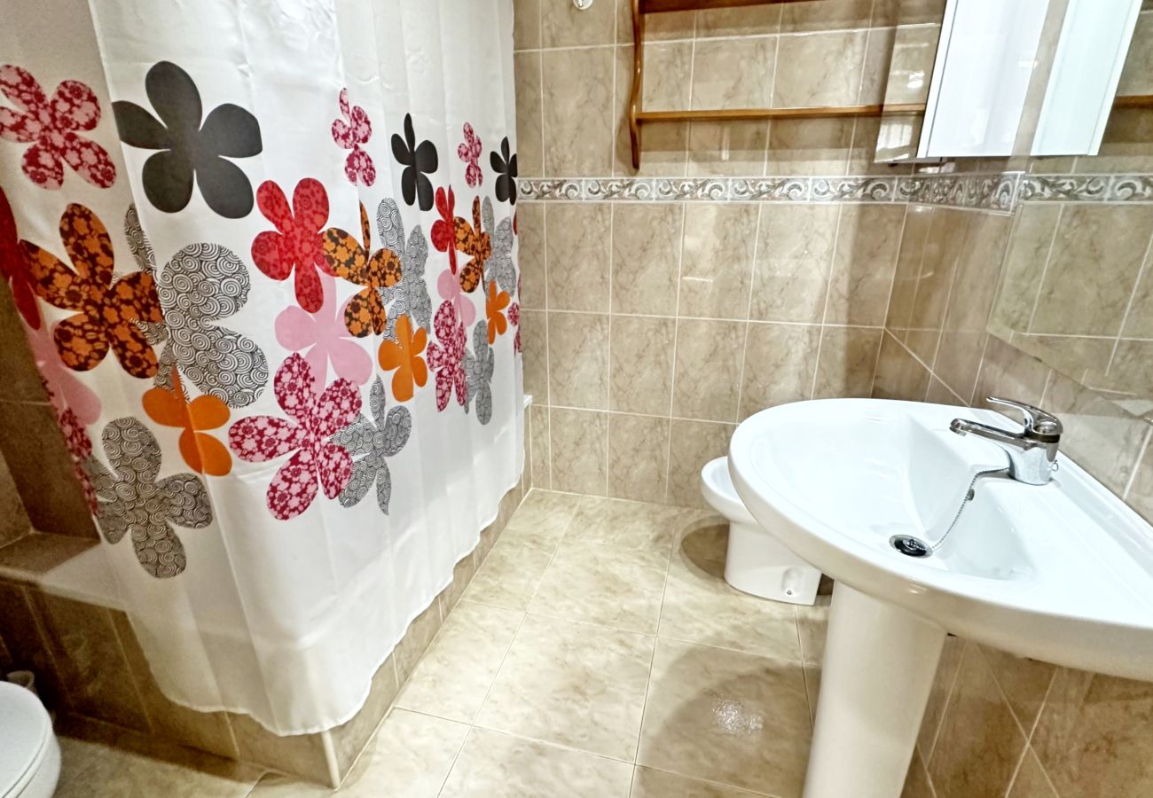 Apartamento en Miramar Playa - ALCOIÁ 21 - ESC 1 - 1º - 6ª   /    PLAYA DE MIRAMAR