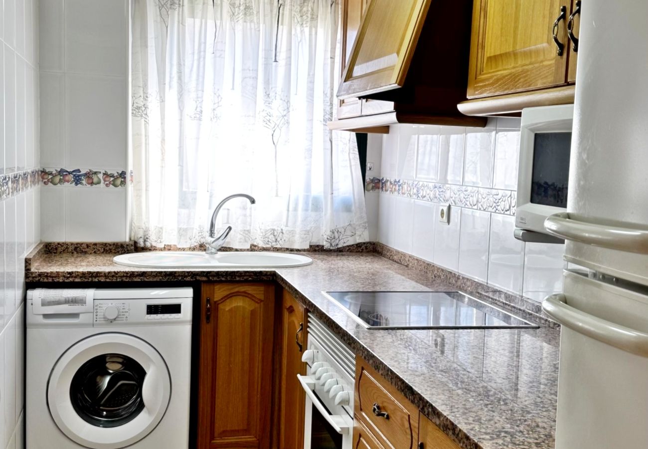 Apartamento en Miramar Playa - ALCOIÁ 21 - ESC 1 - 1º - 6ª   /    PLAYA DE MIRAMAR