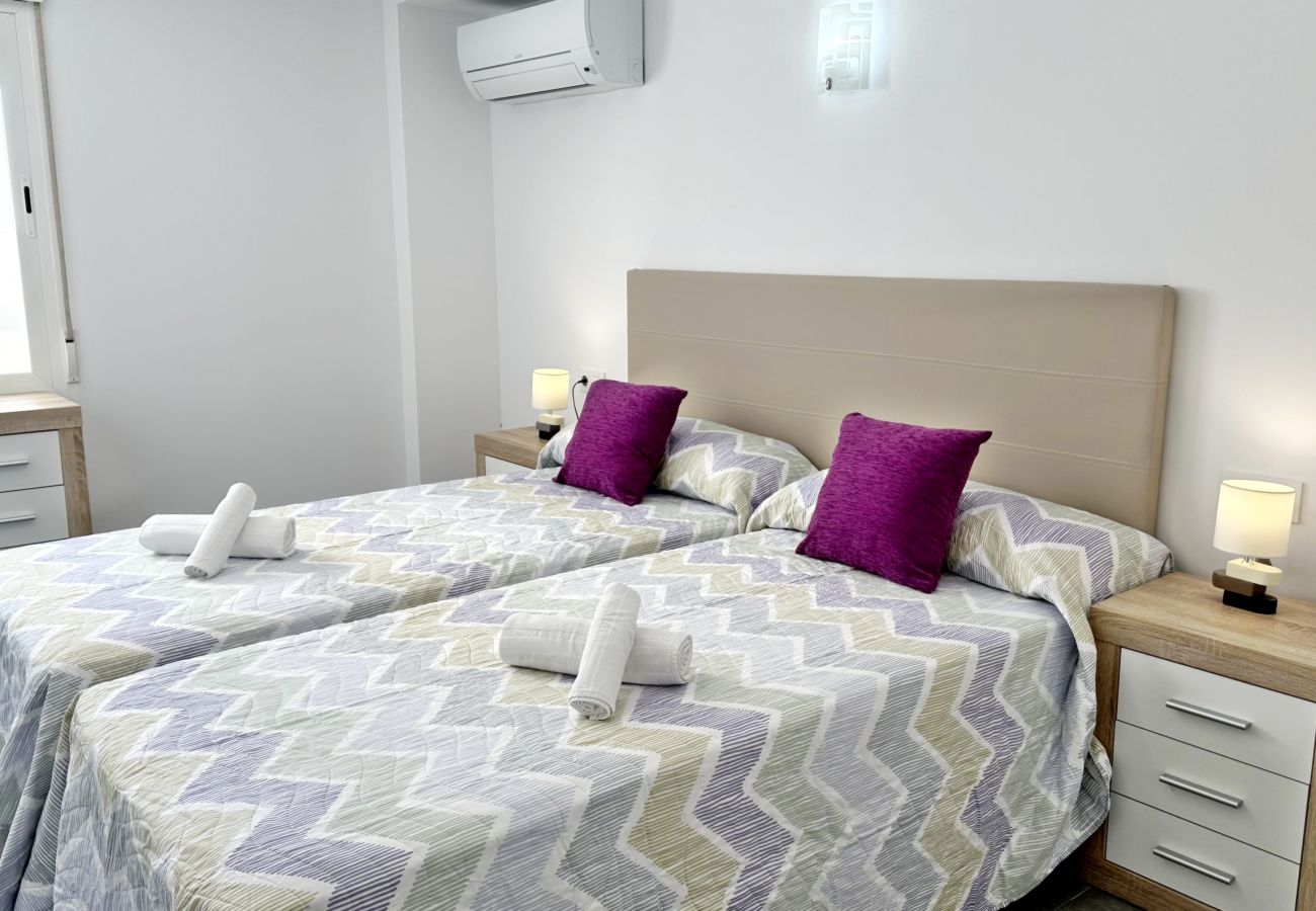 Apartamento en Gandia - ROMPEOLAS 1ª - 5º - 21   /   PLAYA DE GANDIA