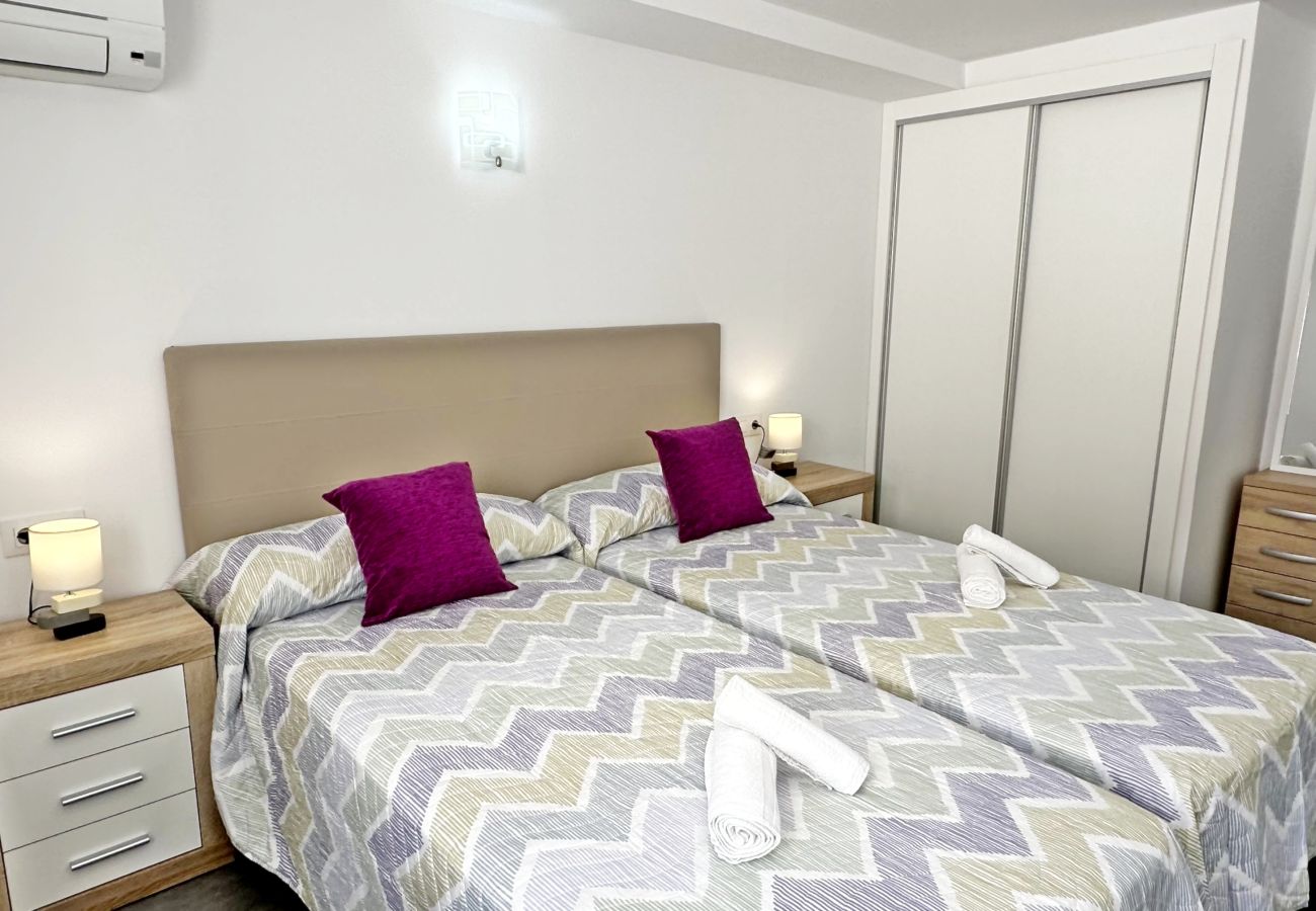 Apartamento en Gandia - ROMPEOLAS 1ª - 5º - 21   /   PLAYA DE GANDIA