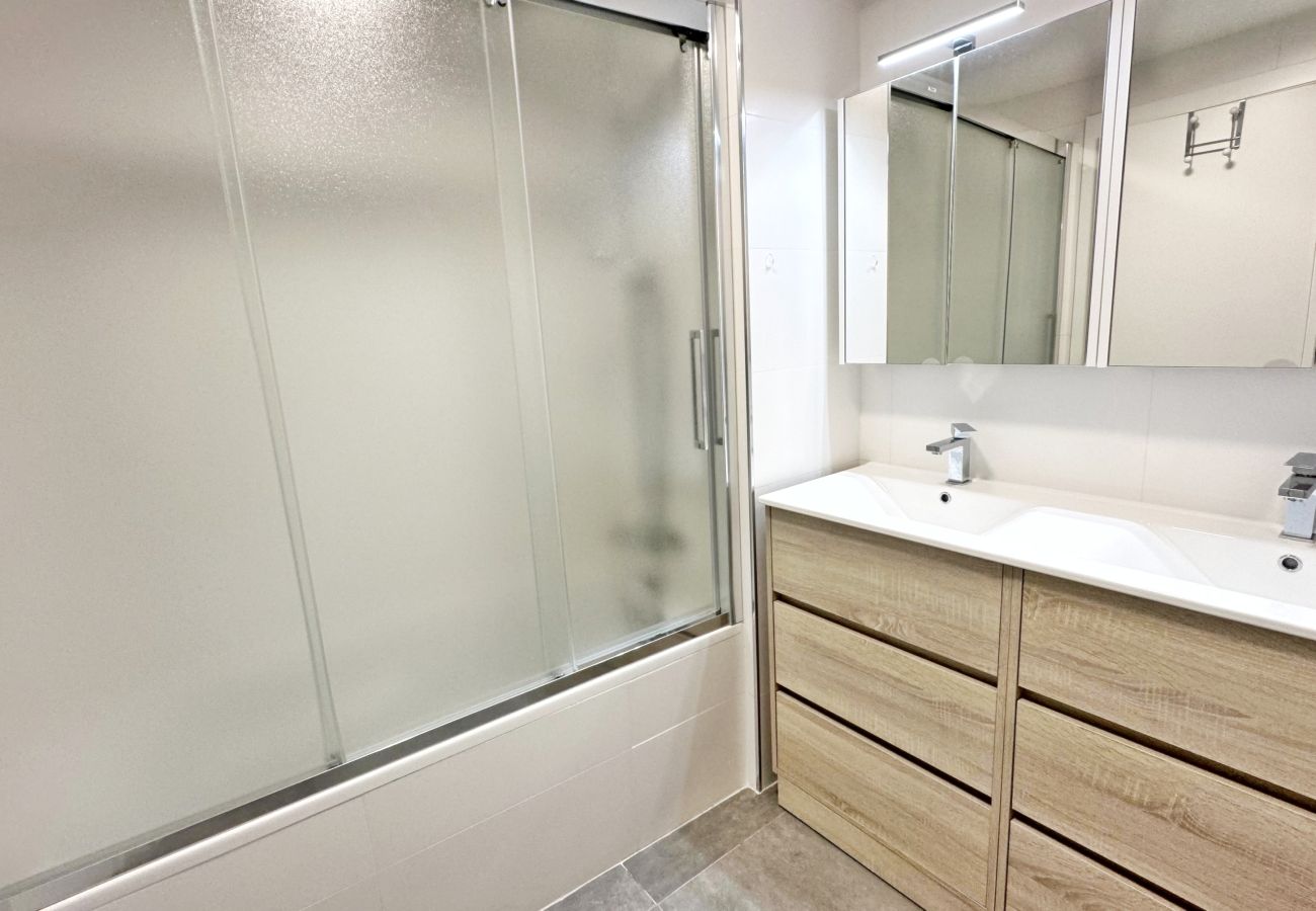 Apartamento en Gandia - ROMPEOLAS 1ª - 5º - 21   /   PLAYA DE GANDIA
