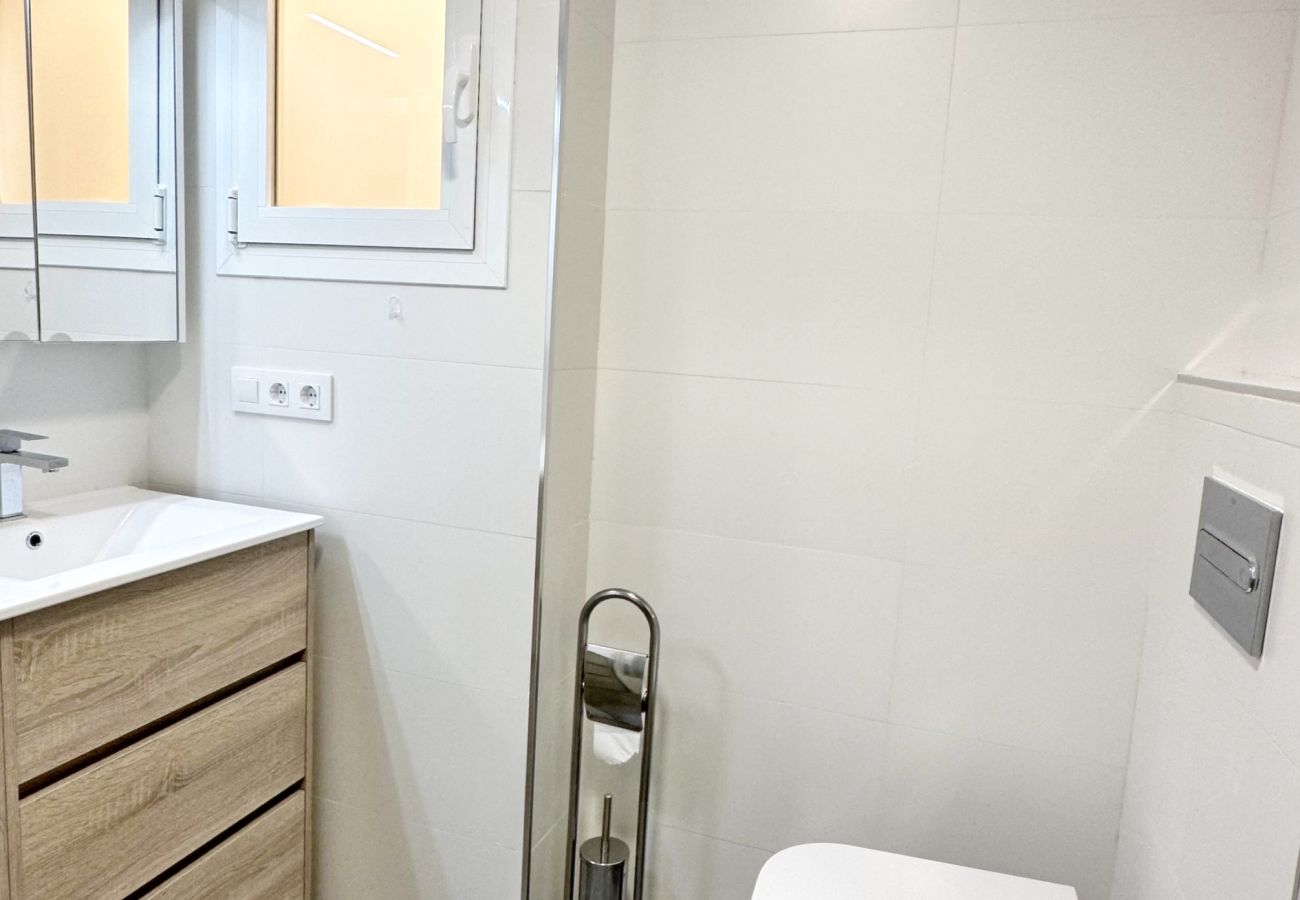 Apartamento en Gandia - ROMPEOLAS 1ª - 5º - 21   /   PLAYA DE GANDIA