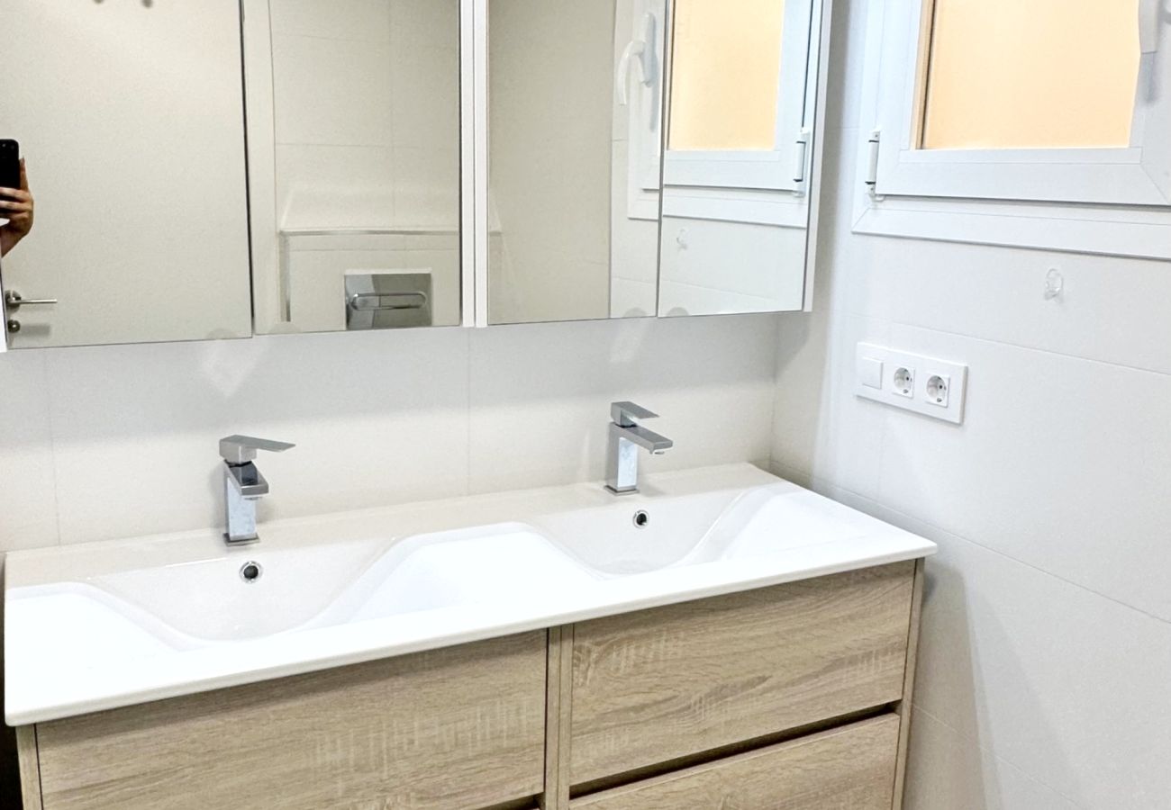 Apartamento en Gandia - ROMPEOLAS 1ª - 5º - 21   /   PLAYA DE GANDIA