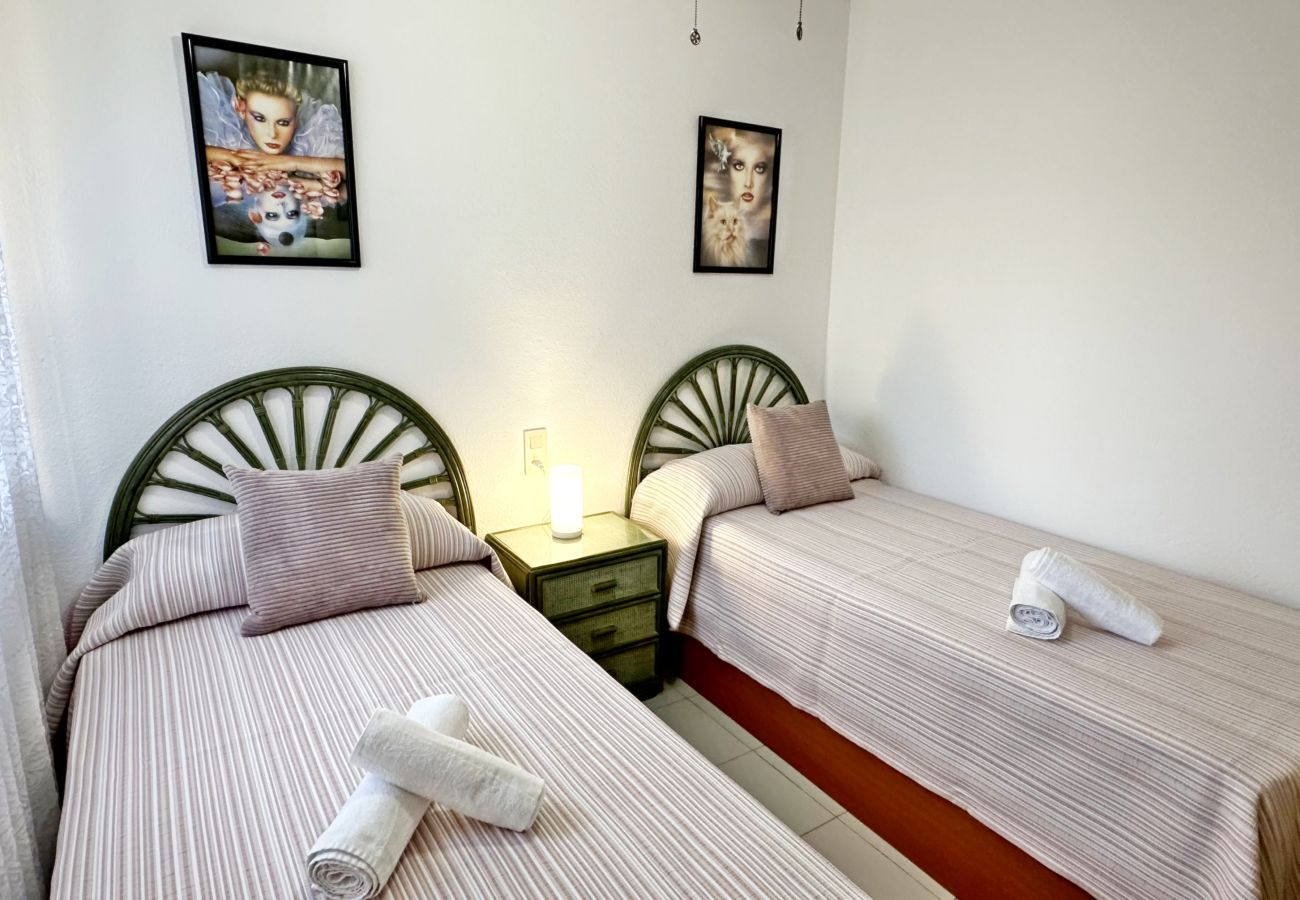 Apartamento en Gandia - GARDENIAS II - Bl 2 - 1º - D    /   PLAYA DE GANDIA
