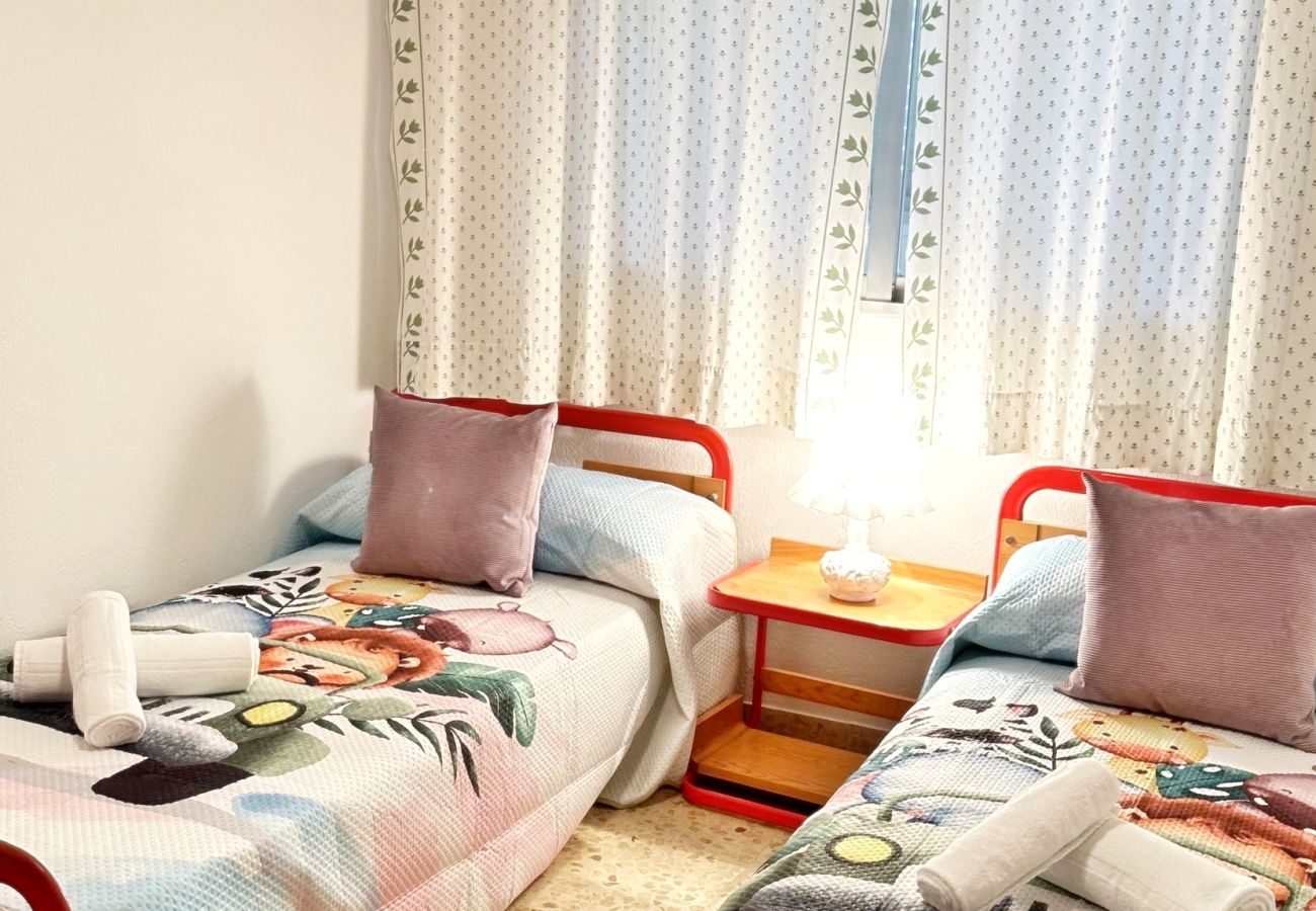 Apartamento en Gandia - ALBATROS II - Esc. Dcha - 3º - 6ª   /   playa de Gandía