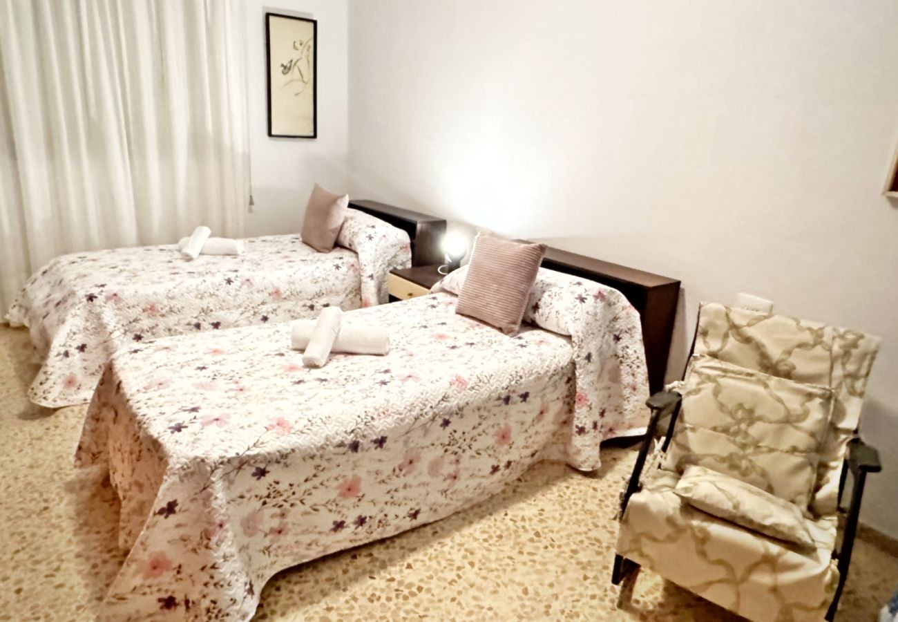 Apartamento en Gandia - ALBATROS II - Esc. Dcha - 3º - 6ª   /   playa de Gandía