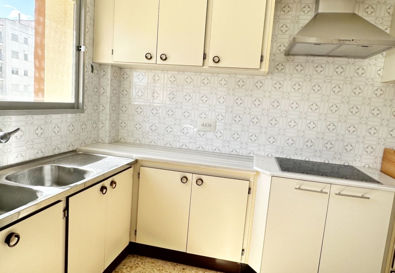 Apartamento en Gandia - ALBATROS II - Esc. Dcha - 3º - 6ª   /   playa de Gandía