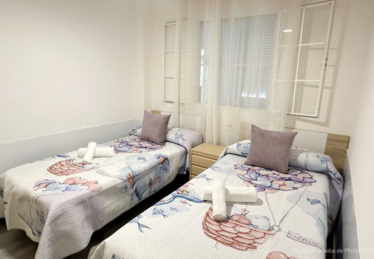 Apartamento en Gandia - CAPRICHO III - 2ª - BAJO. /.  PLAYA DE GANDIA