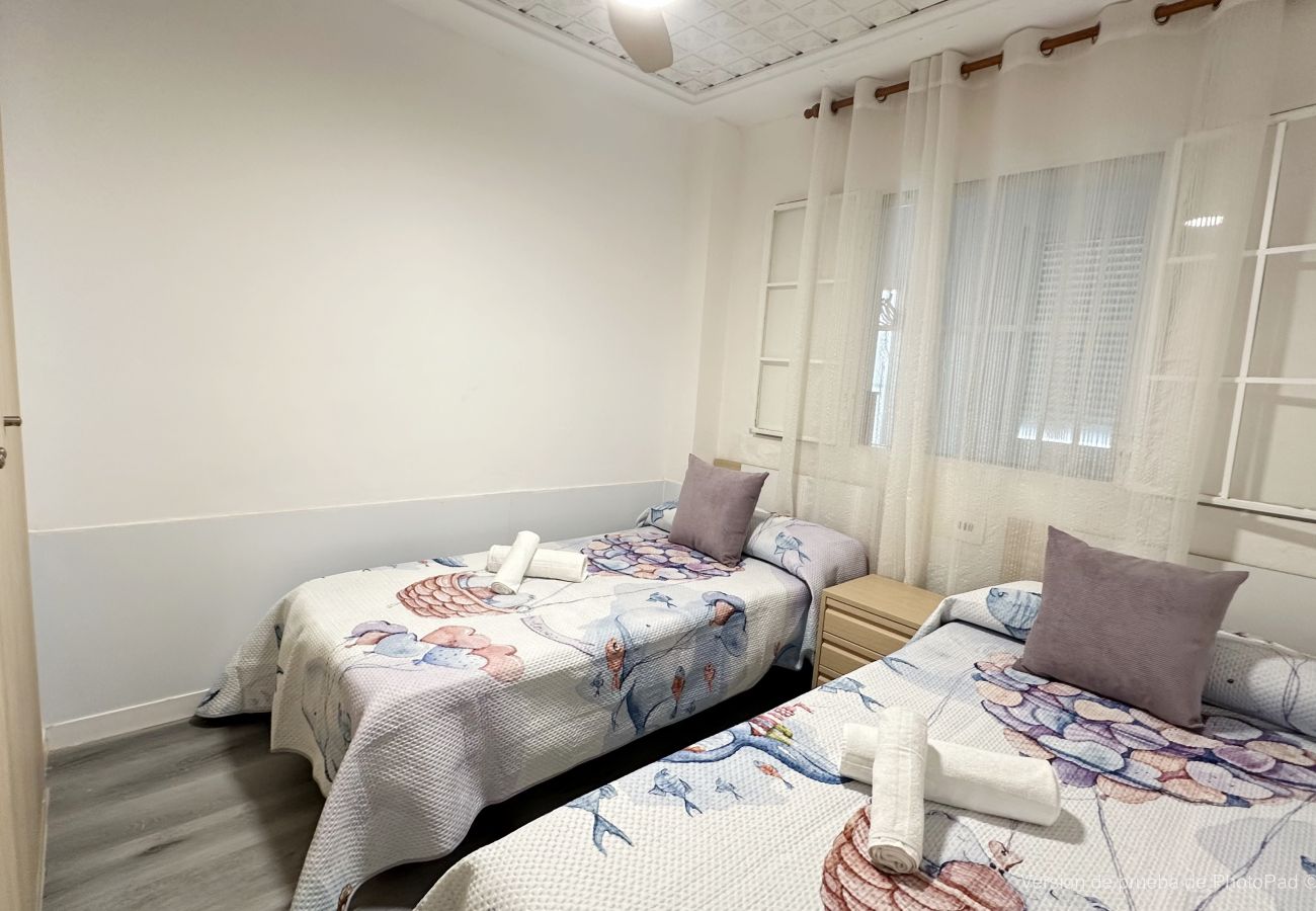 Apartamento en Gandia - CAPRICHO III - 2ª - BAJO. /.  PLAYA DE GANDIA