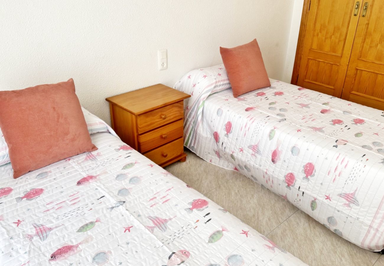 Apartamento en Miramar Playa - LOS SAUCES BL 2 - 2ª - 2º - 5  /  PLAYA DE MIRAMAR