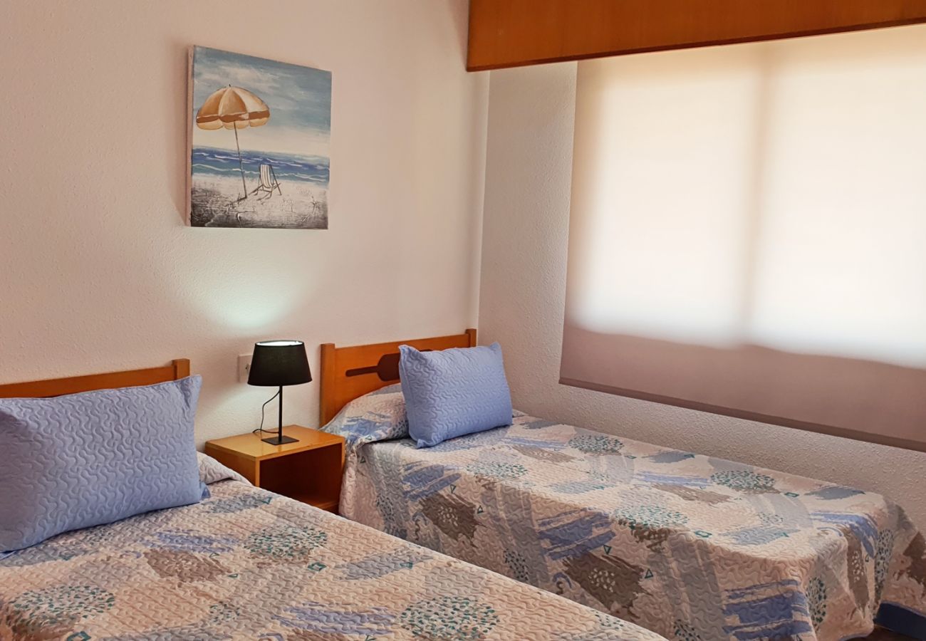Apartamento en Gandia - DON CHIMO - 2 DORMITORIOS EN PRIMERA LINEA DE PLAYA DE GANDIA