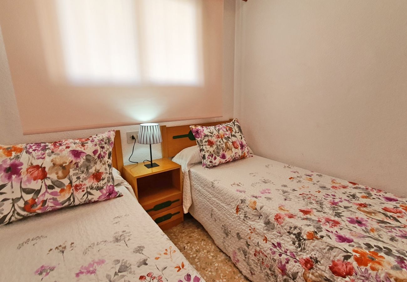 Apartamento en Gandia - DON CHIMO - 2 DORMITORIOS EN PRIMERA LINEA DE PLAYA DE GANDIA