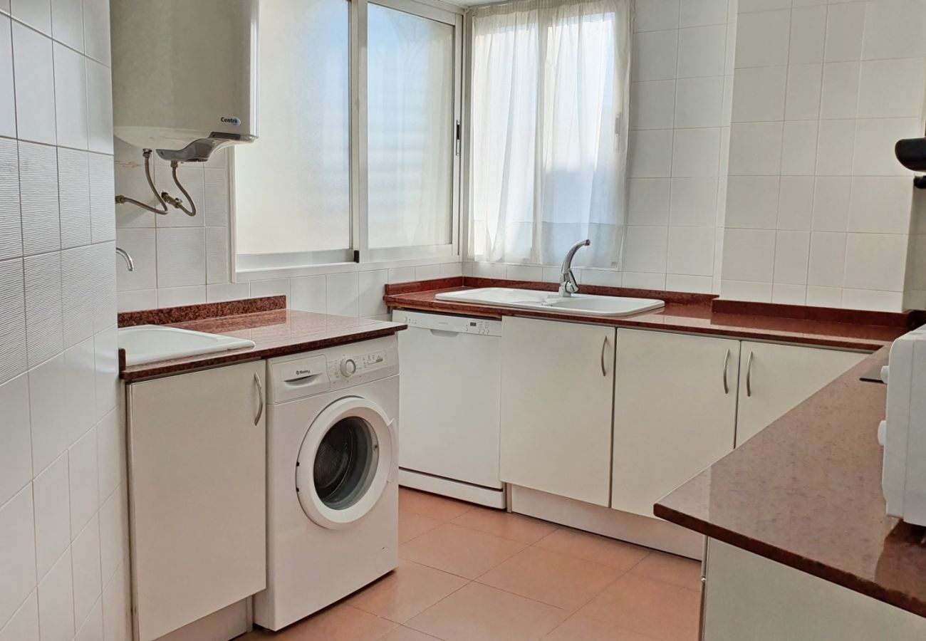 Apartamento en Gandia - APARTAMENTO DE 3 DORMITORIOS FRENTE A LA PLAYA DE GANDIA