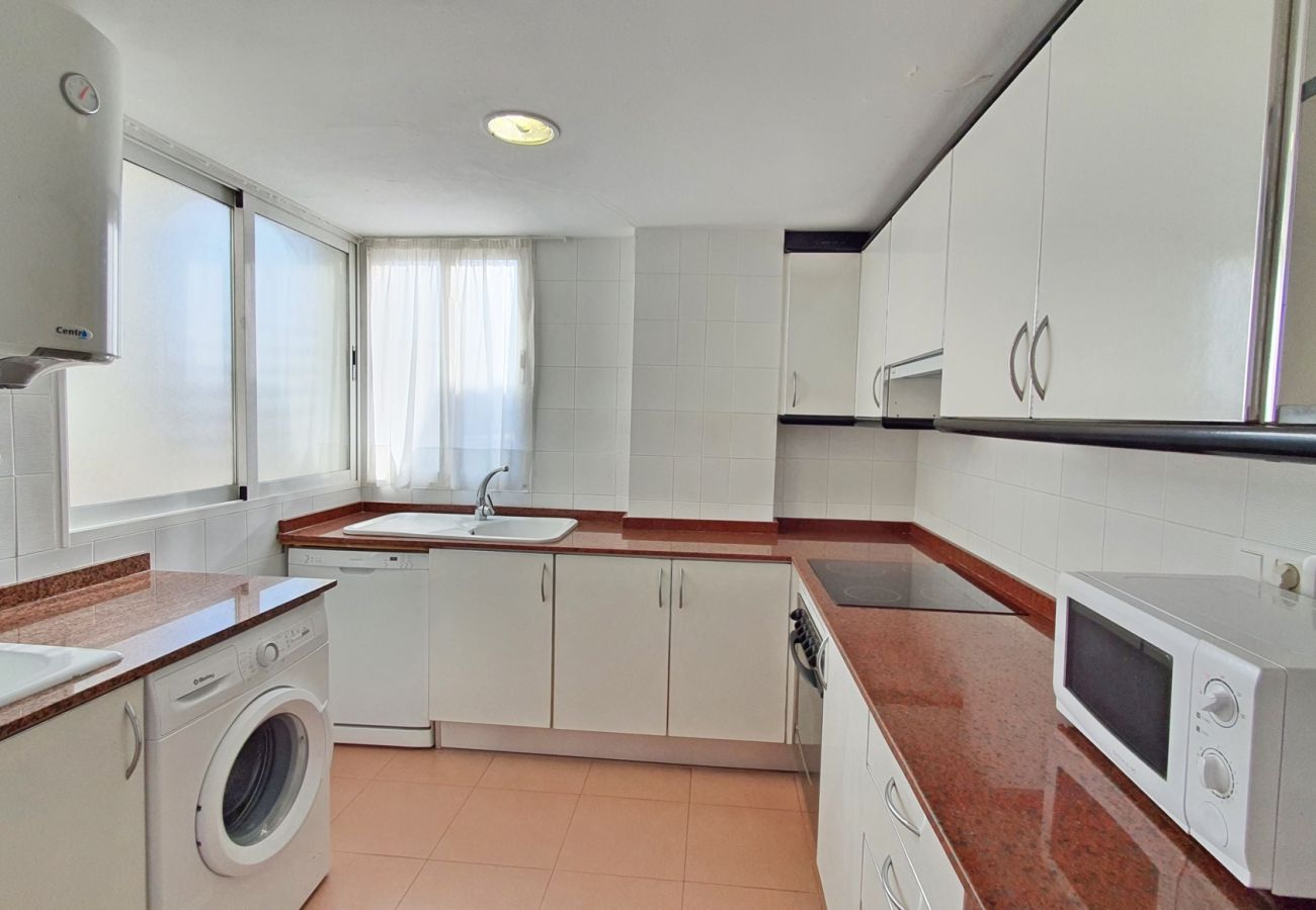 Apartamento en Gandia - APARTAMENTO DE 3 DORMITORIOS FRENTE A LA PLAYA DE GANDIA