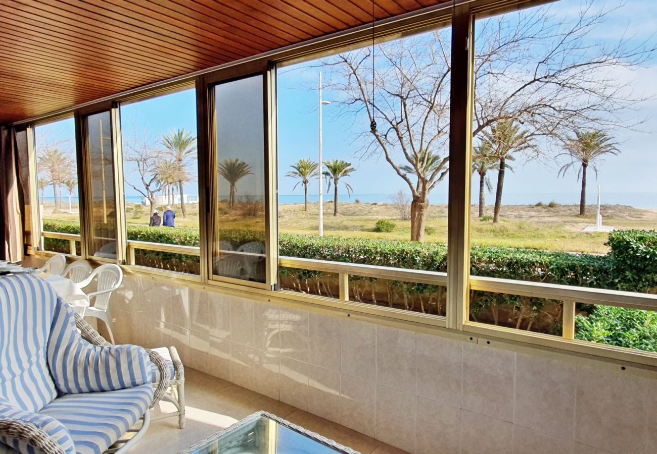 Apartamento en Gandia - APARTAMENTO DE 3 DORMITORIOS EN PRIEMRA LINEA DE PLAYA DE GANDIA