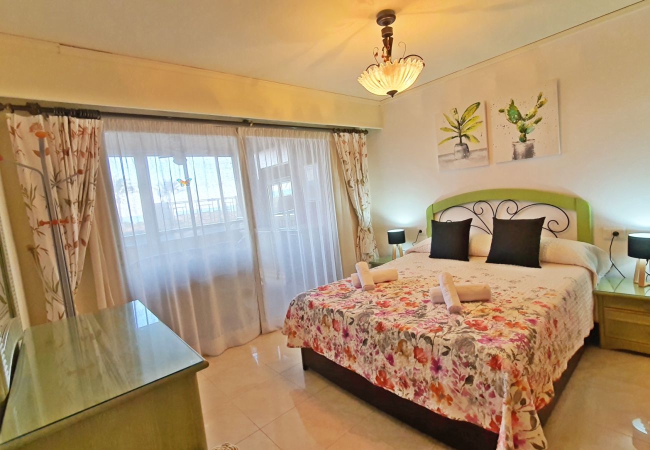 Apartamento en Gandia - APARTAMENTO DE 3 DORMITORIOS EN PRIEMRA LINEA DE PLAYA DE GANDIA