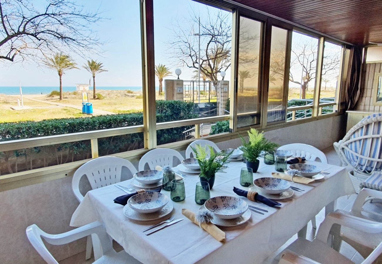 Apartamento en Gandia - APARTAMENTO DE 3 DORMITORIOS EN PRIEMRA LINEA DE PLAYA DE GANDIA
